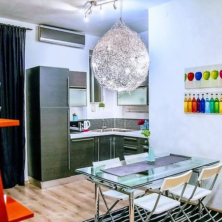 Yhome | Stylish Chic ตูริน ภายนอก รูปภาพ